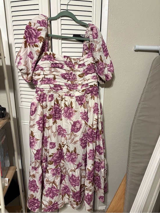 Abercrombie & Fitch Dresses & Skirts - Abercrombie & Fitch Cream Midi Dress with Purple Floral Print